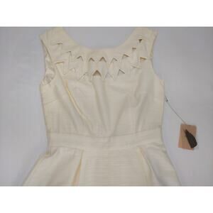 Forever 21 Cut Out Lattice Neckline Sheath Mini Ivory Dress NEW Small